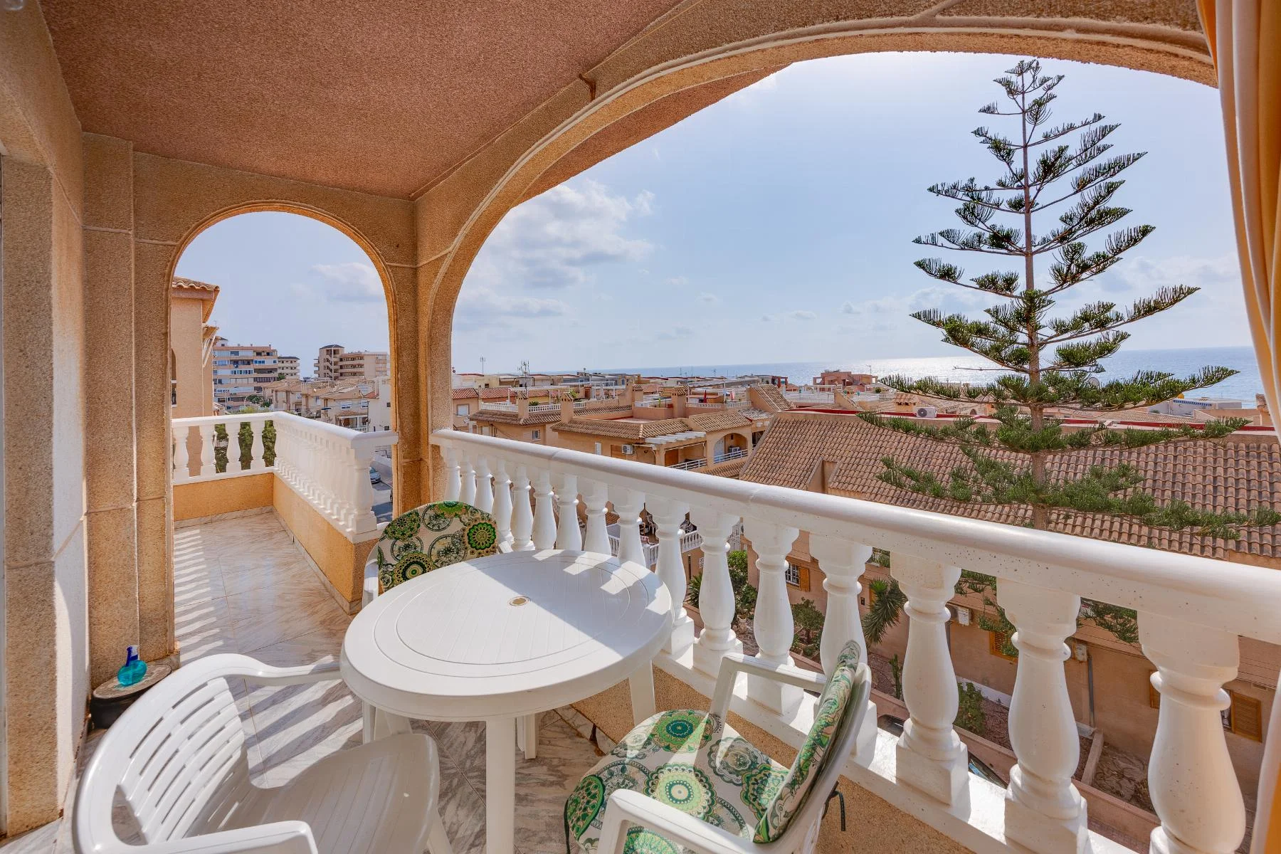 Apartamento con Vistas al Mar y Piscina a 100 Metros de la Playa en La Mata